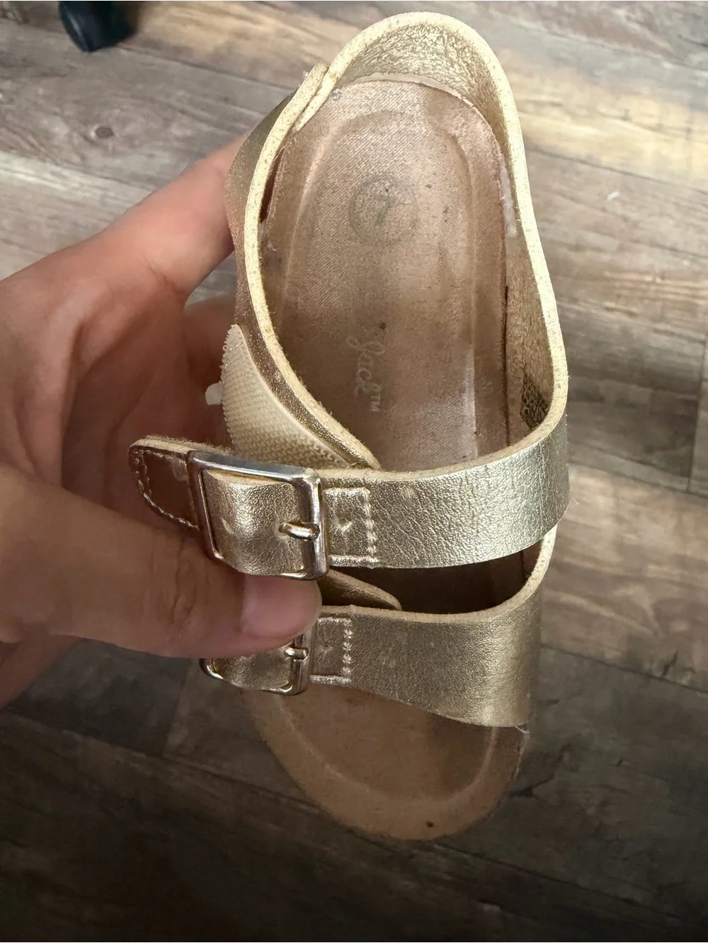 Girls Metallic Gold Double-Strap Buckle Sandals